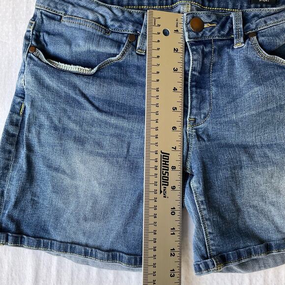 MAX Jeans Women’s Waxed Jeans Denim Shorts size 6, Blue - Picture 5 of 10